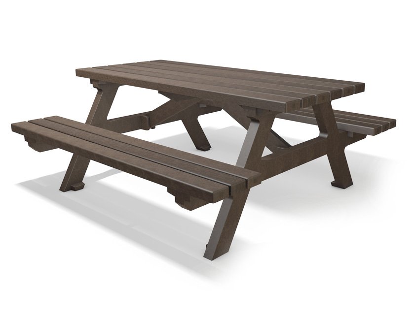 Bancos de plástico reciclado